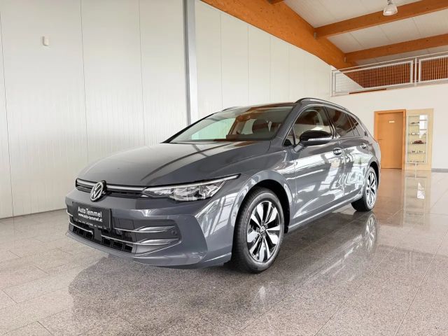 Volkswagen Golf 1.5 TSI Variant
