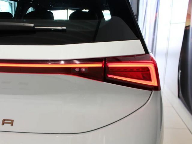 Cupra Born 204PS/62kWh CARPLAY+SHZ+GJR+PDC+LED+KEYLESS Klima