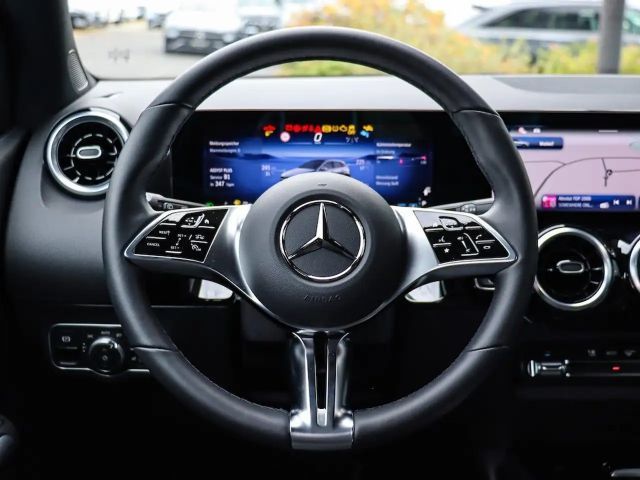 Mercedes-Benz B 180 Progressive Sedan