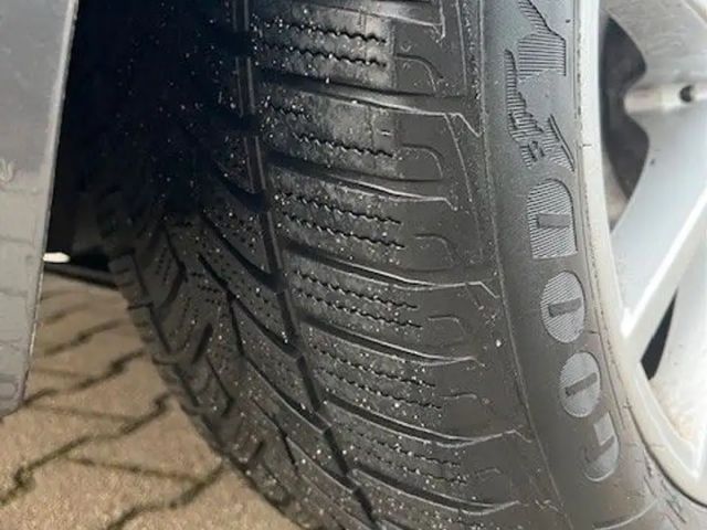 BMW 320 320d M-Sport Touring