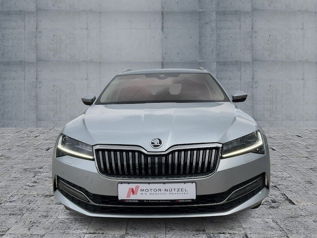 Skoda Superb 2.0 TSI Combi Style Style