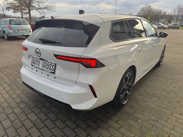 Opel Astra Sports Tourer Ultimate