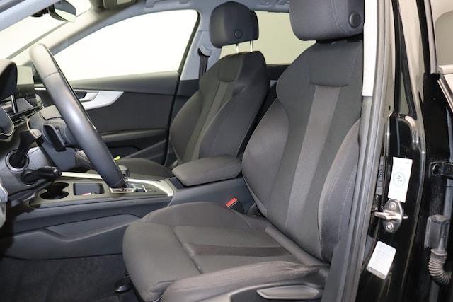 Audi A4 35 TDI Avant S-Line S-Tronic