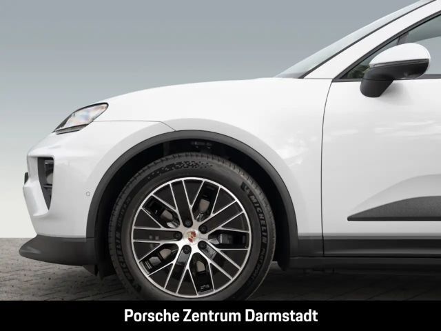Porsche Macan 4