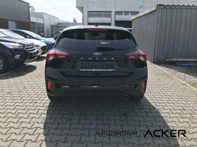 Ford Focus Cool & Connect