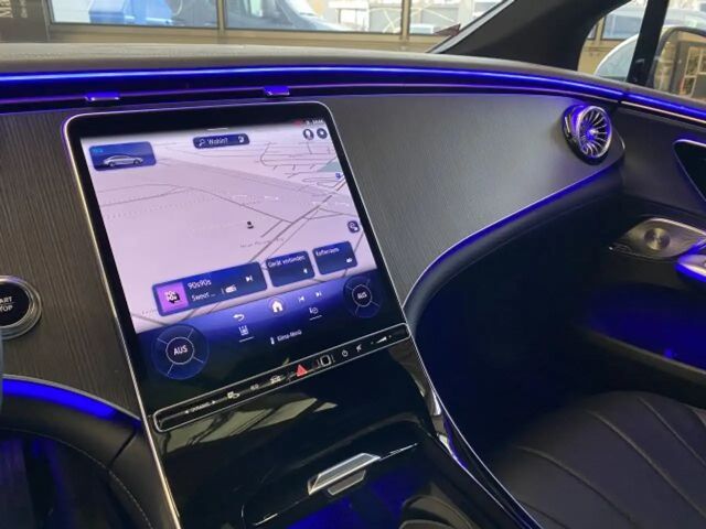 Mercedes-Benz EQE 300 Premium Sedan