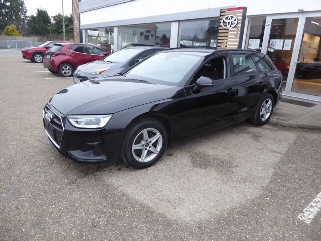 Audi A4 35 TDI Avant S-Tronic