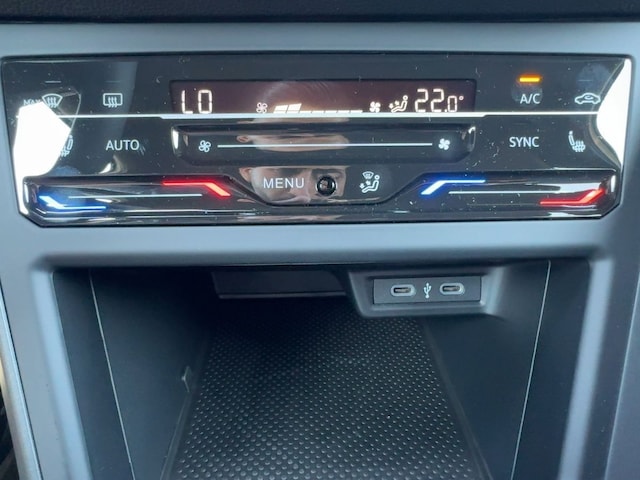 Volkswagen Taigo 1.0 TSI DSG R-Line