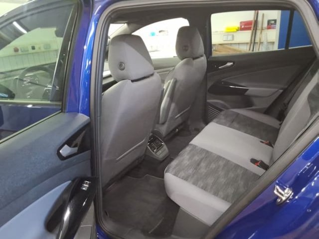 Volkswagen ID.4 Sonderleasing! AHK ACC Wärmep Sitzh. IQlight PDC