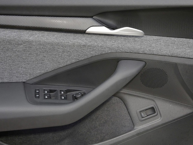 Skoda Superb 2.0 TDI Combi Selection