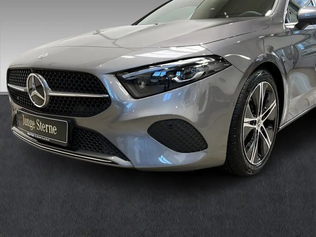 Mercedes-Benz A 220 4MATIC Progressive