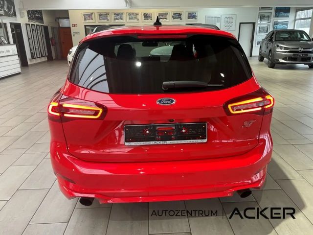 Ford Focus ST Line Wagon