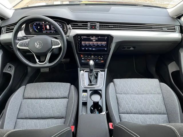 Volkswagen Passat 2.0 TDI Business DSG Variant