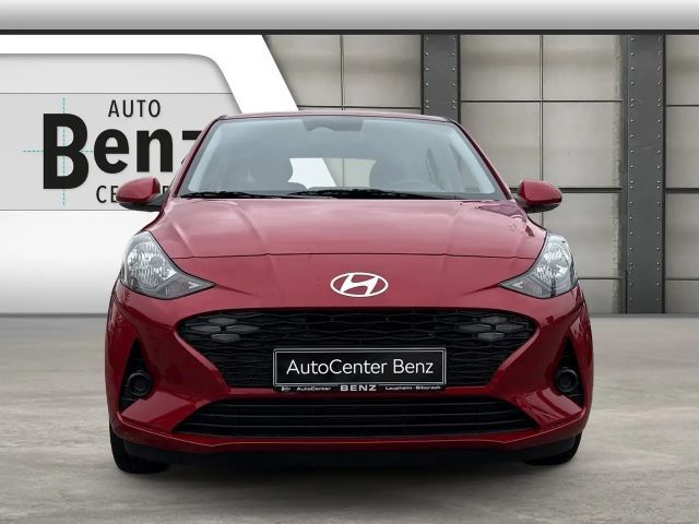 Hyundai i10 1.0 2WD Trend