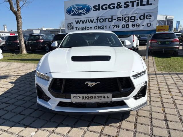 Ford Mustang Fastback GT 5.0 V8