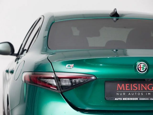 Alfa Romeo Giulia AT8 Q4 Veloce