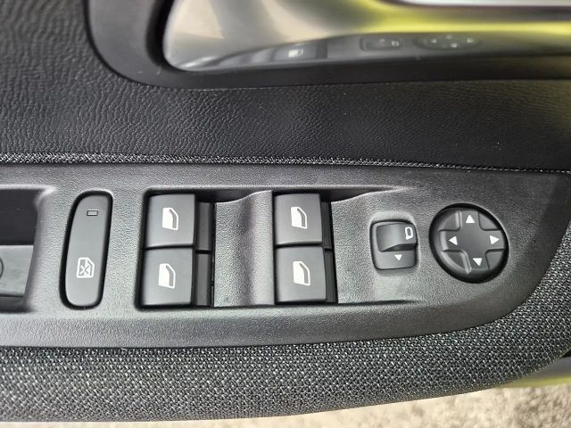 Peugeot 208 PureTech Style