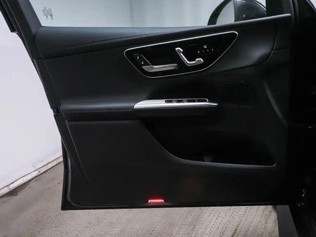 Mercedes-Benz GLC 300 4MATIC AMG Line