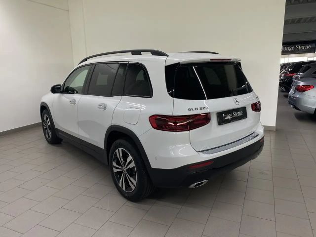 Mercedes-Benz GLB 220 PRO+NIGHT+DISTR+PANO+AHK+LED+NAVI+KAMERA