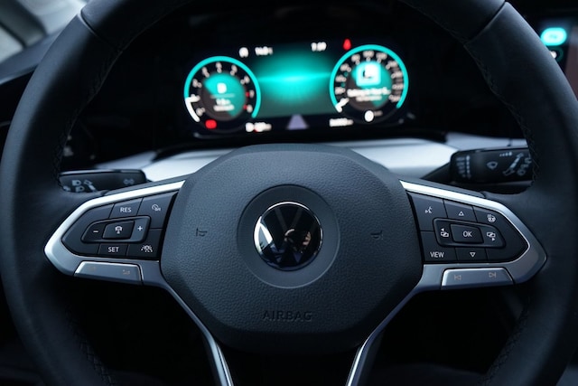 Volkswagen Golf 1.5 TSI Golf VIII Life