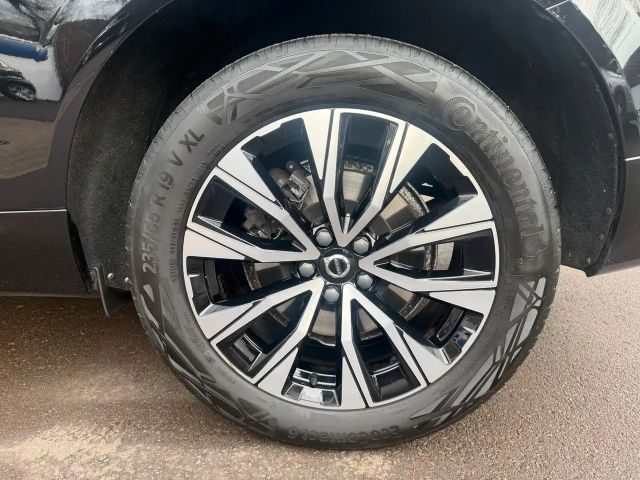 Volvo XC60 AWD Dark Plus