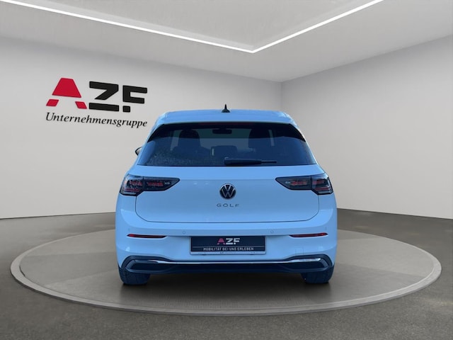 Volkswagen Golf Style