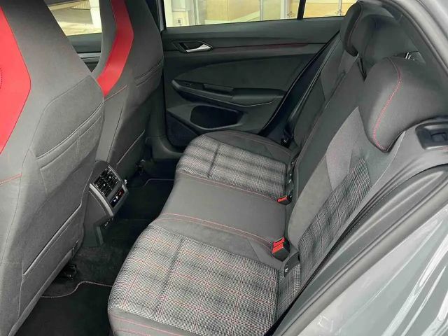 Volkswagen Golf 2.0 TSI DSG GTI