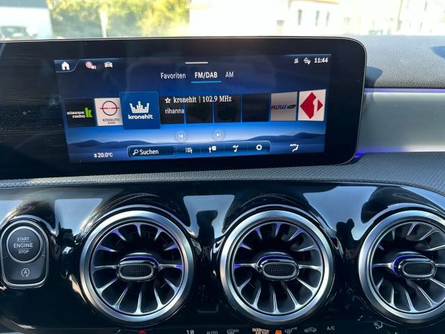 Mercedes-Benz A 200 AMG Line