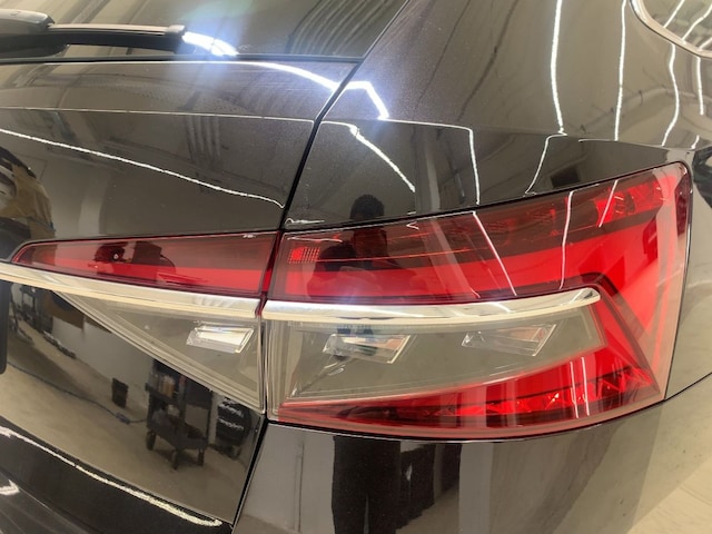 Skoda Superb 2.0 TDI Combi