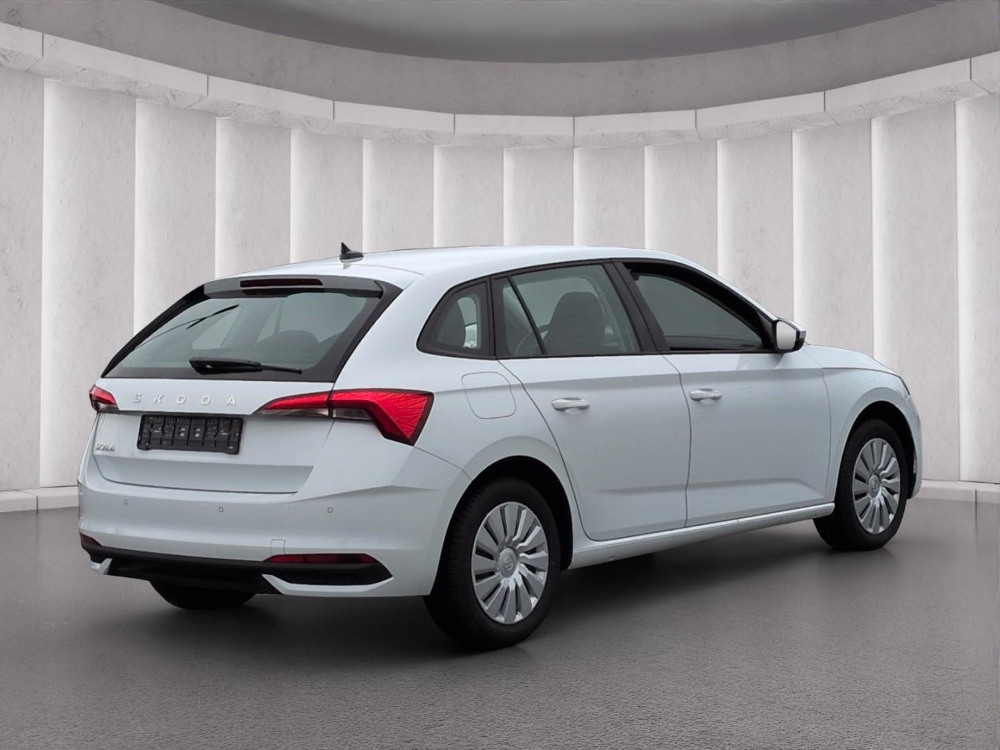 Skoda Scala Essence TSI*DSG AHK LED SHZ Tempo digCockp