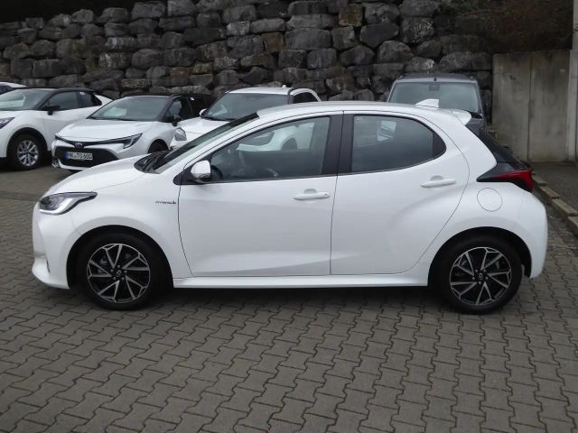 Toyota Yaris Club Comfort Hybride