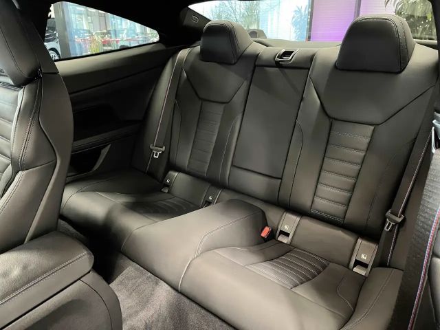 BMW 430 430i Coupé M-Sport xDrive