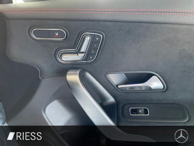 Mercedes-Benz CLA 200 AMG Line Shooting Brake