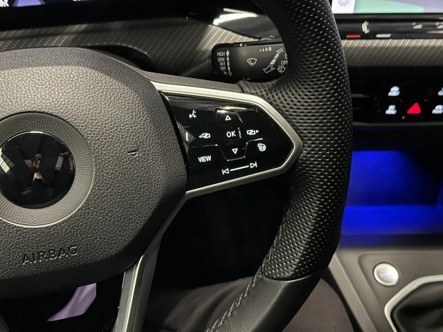 Volkswagen Golf 1.5 TSI R-Line