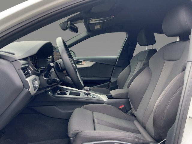 Audi A4 35 TFSI Avant S-Line S-Tronic