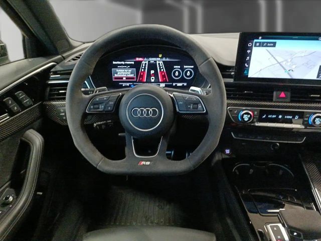 Audi RS4 Avant Quattro