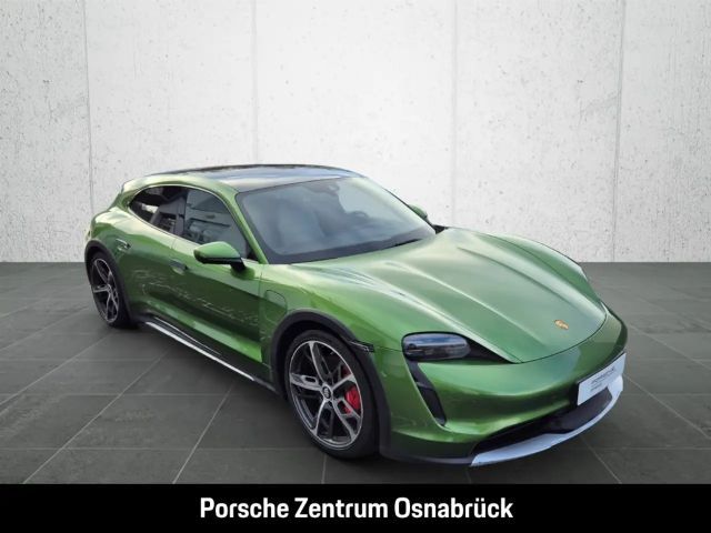 Porsche Taycan 4S Cross Turismo