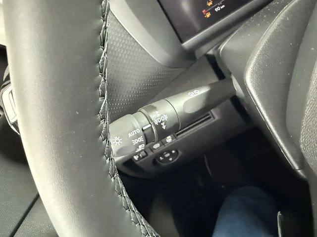 Citroën C4 Hybrid Max