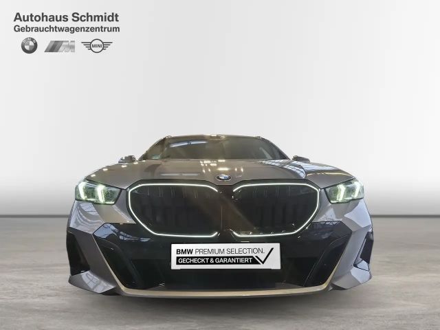 BMW 540 540d M-Sport Touring xDrive