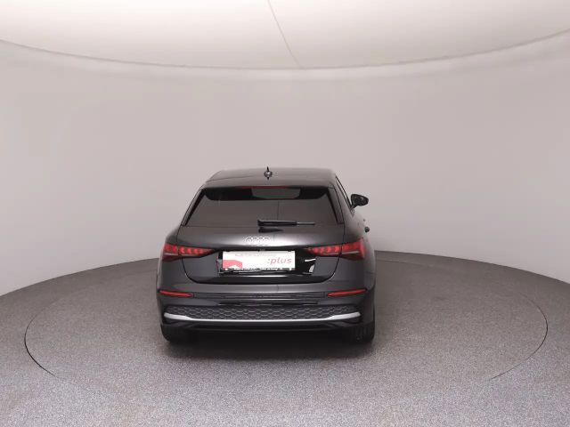 Audi A3 40 TFSI Hybride Sedan