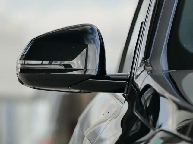 BMW iX1 Drive pro M-Sport xDrive30