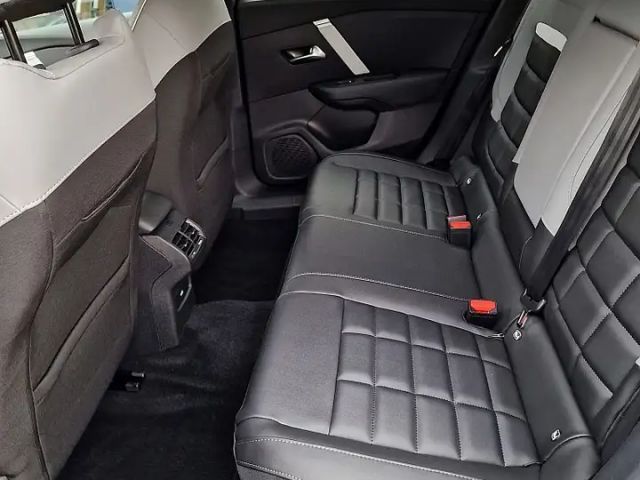 Citroën C4 Hybrid Max