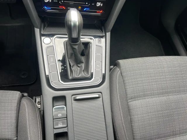 Volkswagen Passat 4Motion Business DSG Variant