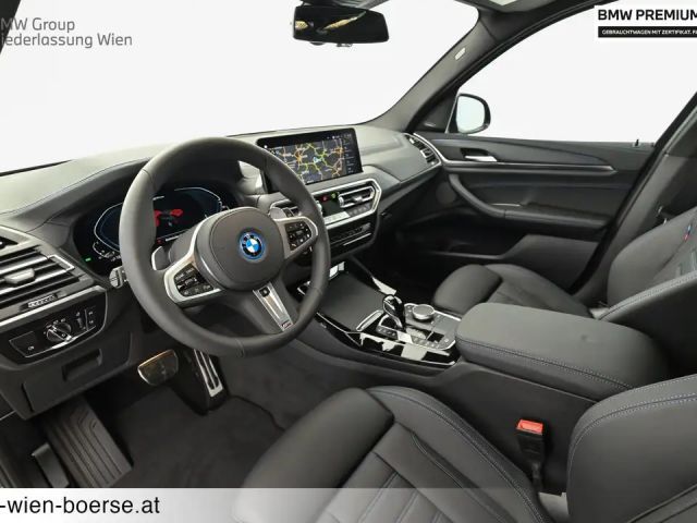 BMW X3 xDrive30e
