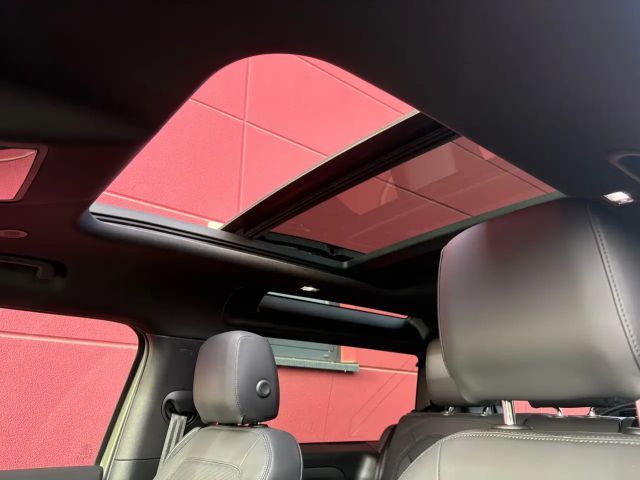 Land Rover Defender 3.0 90 D200 S