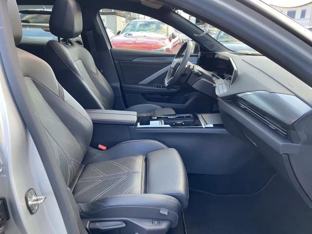 Opel Astra Sports Tourer Ultimate