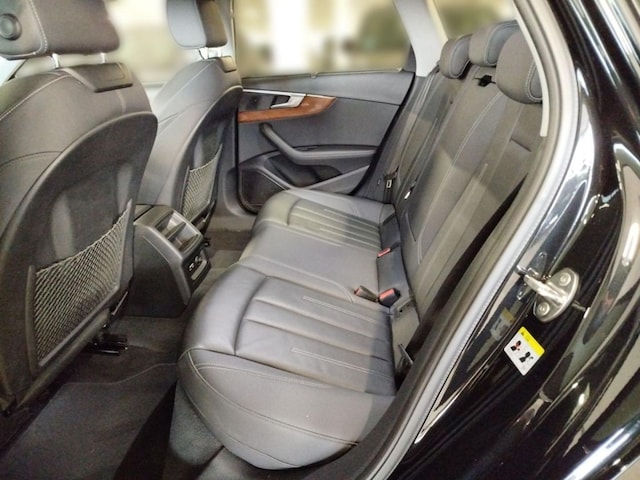 Audi A4 40 TFSI Avant S-Line S-Tronic