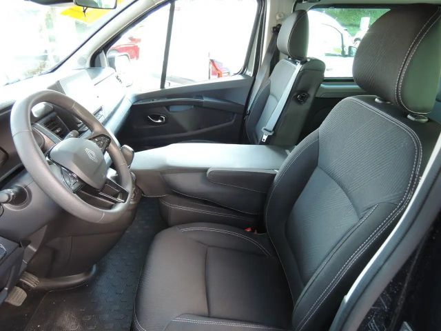 Renault Trafic Combi EDC dCi 150