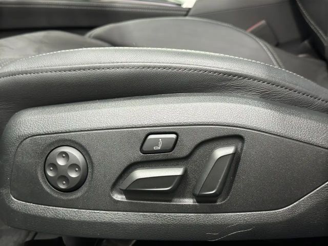 Audi A4 40 TFSI Quattro S-Line