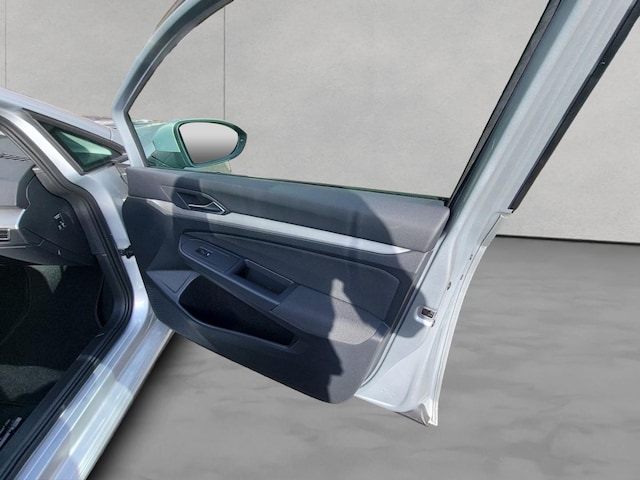 Volkswagen Golf 1.0 TSI Life Variant